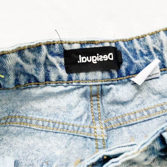 Desigual High Waisted Light Stone Wash Cut Off Smiley Face Jean Shorts - Picture 10 of 16